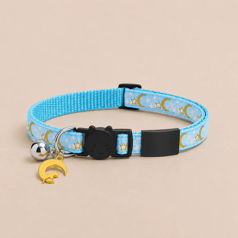 collier chat bleu ciel, plaque noire